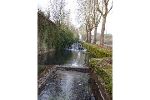 Cascades vues d'en bas