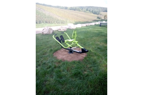 agrès rameur piston